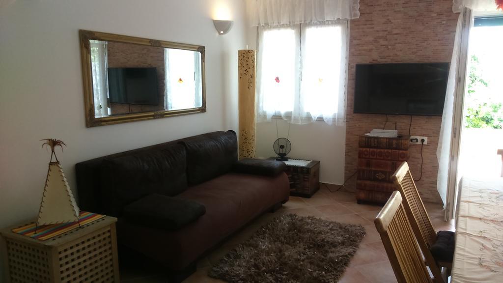 Apartment On Hvar Island ฮวาร์ ภายนอก รูปภาพ