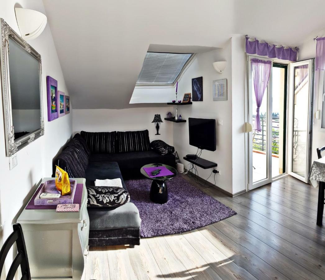 Apartment On Hvar Island ฮวาร์ ภายนอก รูปภาพ
